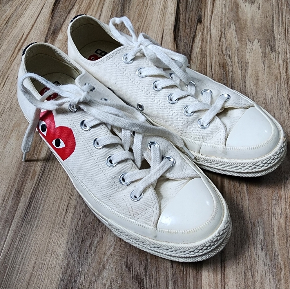 Converse White Sneakers with Black Stripe